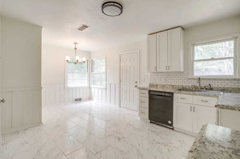 5736 Tracyne Drive Westworth Village, TX 76114