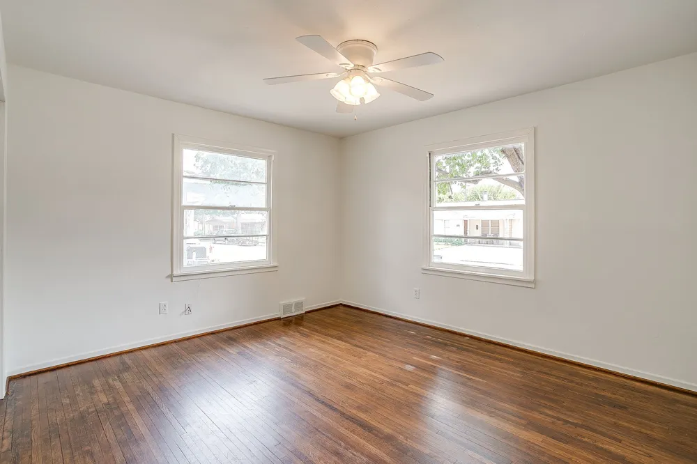 5736 Tracyne Drive Westworth Village, TX 76114
