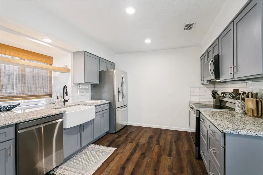 6823 Sharps Drive Plano, TX 75023