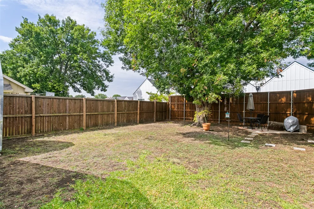 6823 Sharps Drive Plano, TX 75023
