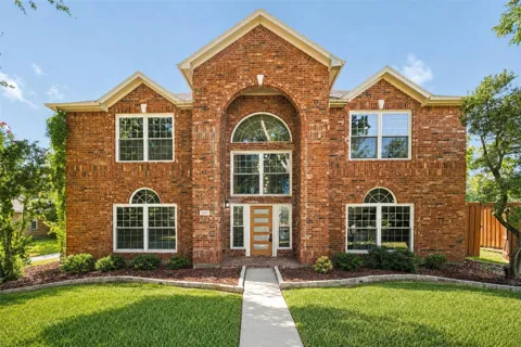 3041 Hillingdon Drive