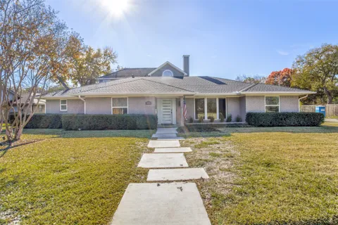 3206 Rotan Lane