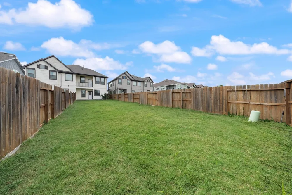 1615 Rustling Creek Drive Missouri City, TX 77459
