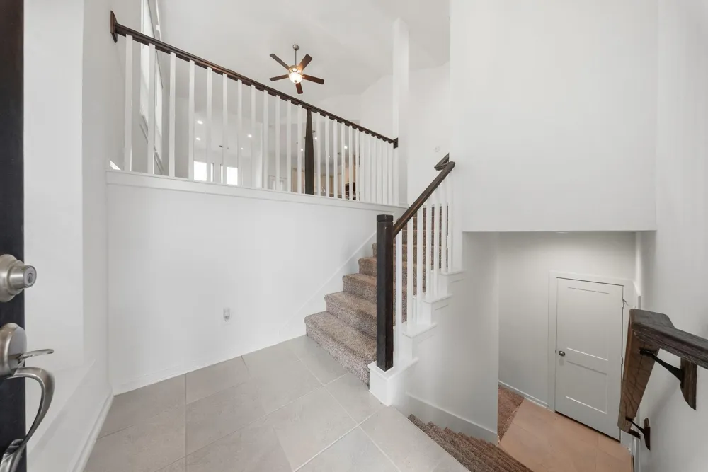1615 Rustling Creek Drive Missouri City, TX 77459