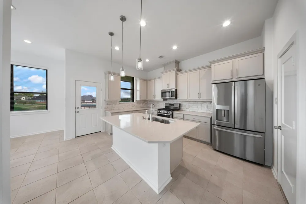 1615 Rustling Creek Drive Missouri City, TX 77459