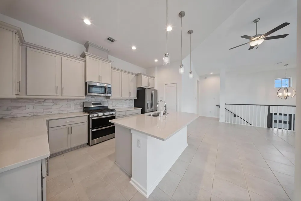 1615 Rustling Creek Drive Missouri City, TX 77459