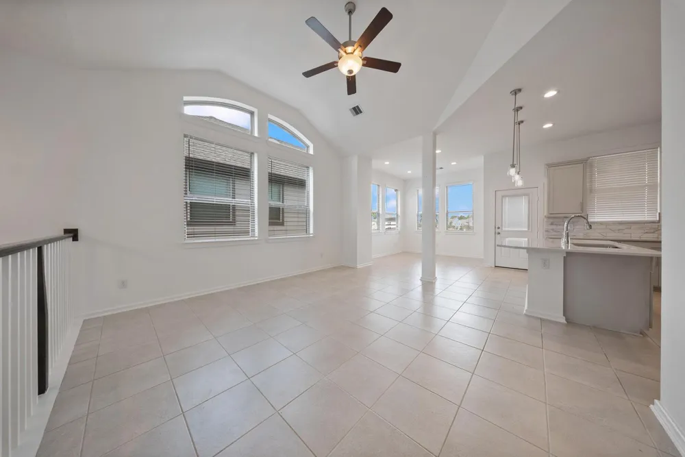 1615 Rustling Creek Drive Missouri City, TX 77459