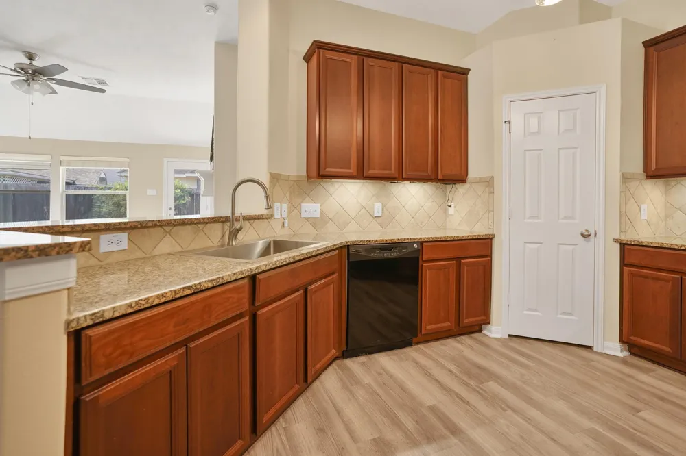 21558 Duke Alexander Drive Kingwood, TX 77339