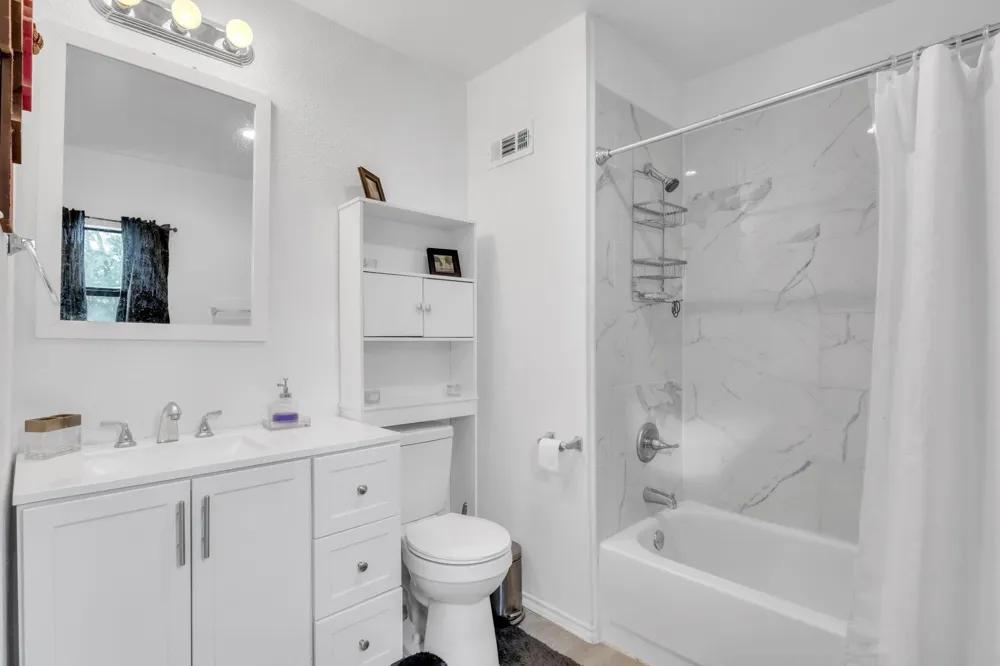 208 Dogwood Circle Ivanhoe, TX 75979
