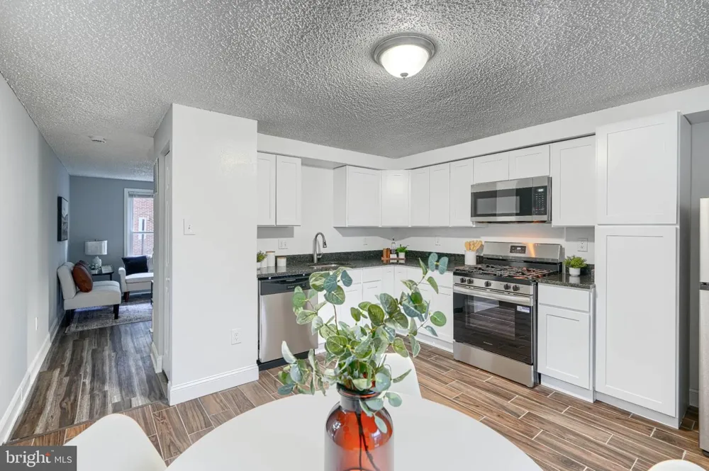 1543 PENROSE AVENUE Baltimore, MD 21223