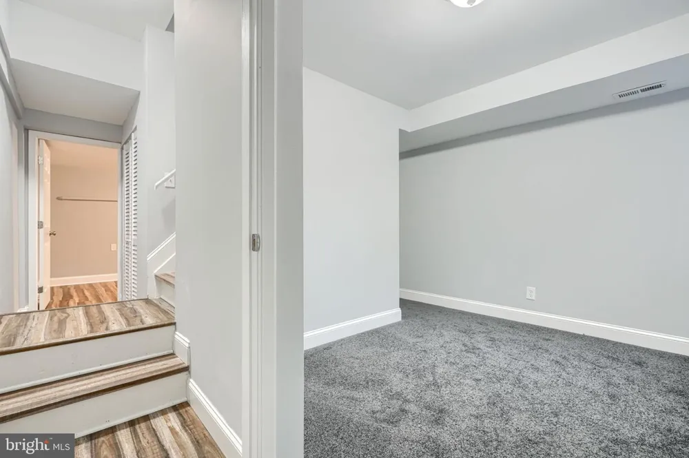 1543 PENROSE AVENUE Baltimore, MD 21223