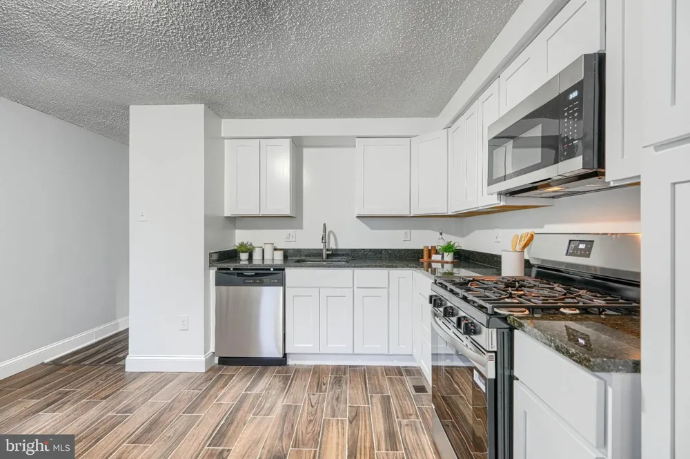1543 PENROSE AVENUE Baltimore, MD 21223