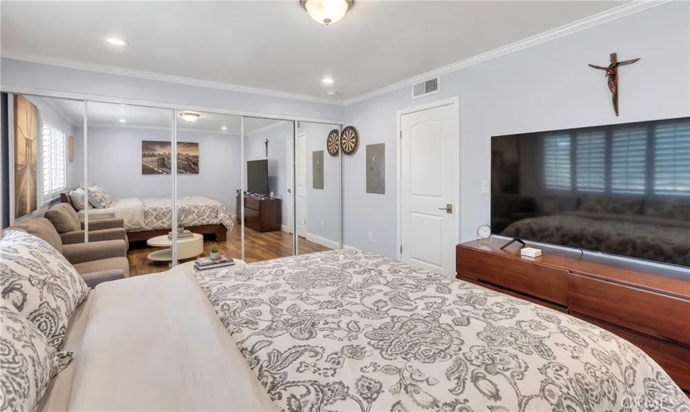 15906 Rowland La Puente, CA 91744