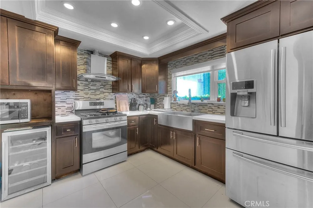 15906 Rowland La Puente, CA 91744