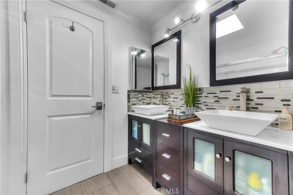 15906 Rowland La Puente, CA 91744