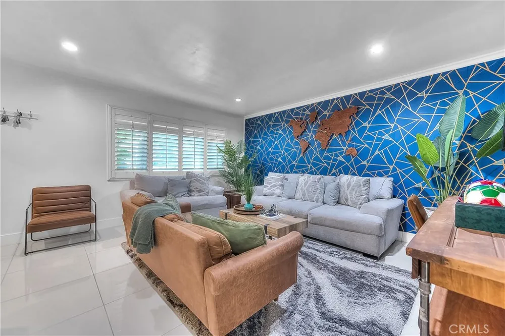 15906 Rowland La Puente, CA 91744