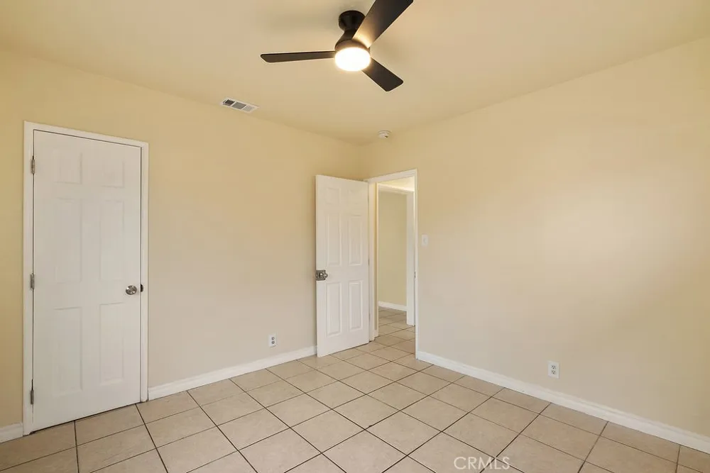 337 S Enid Avenue Azusa, CA 91702