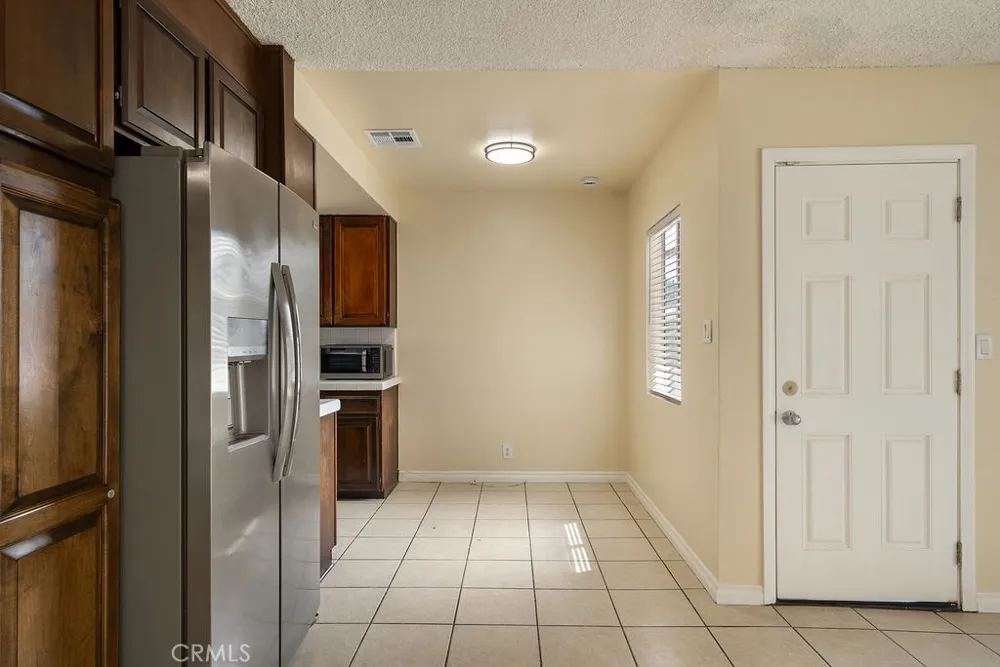337 S Enid Avenue Azusa, CA 91702