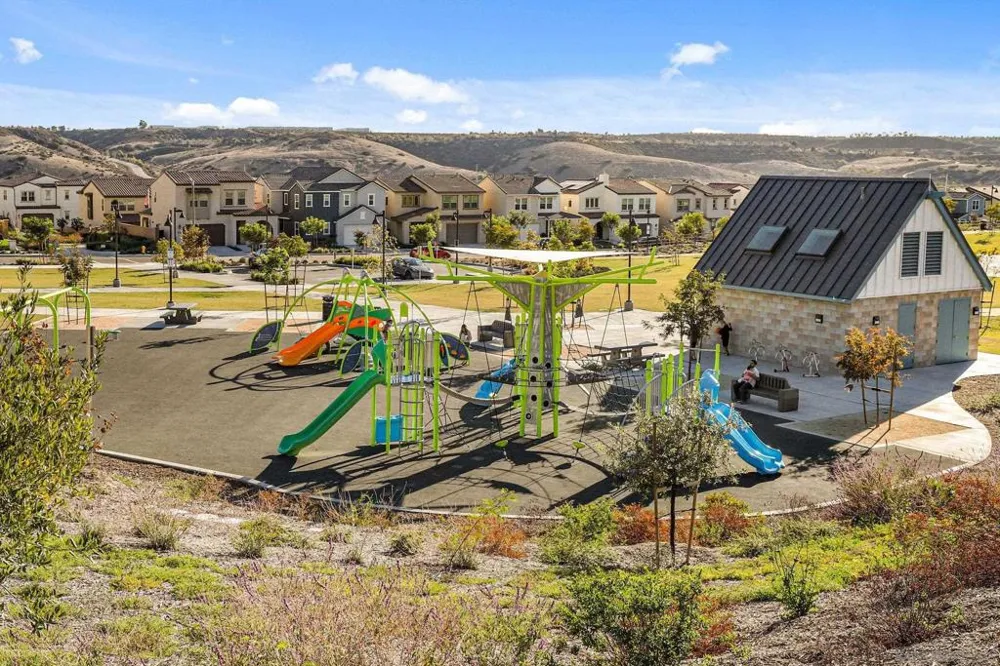 1138 Camino Levante Chula Vista, CA 91913
