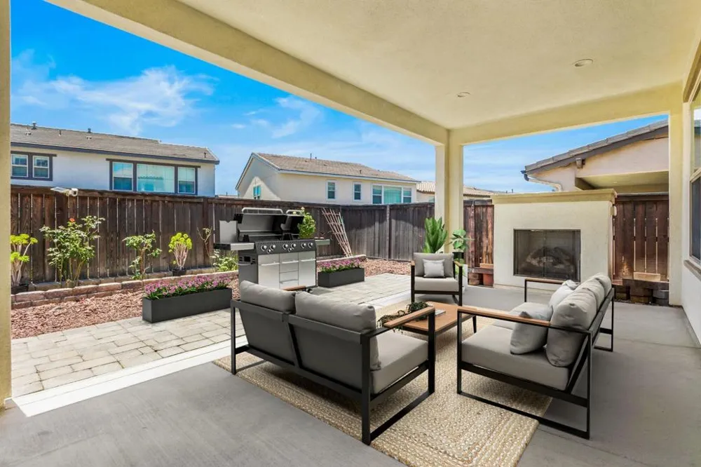 1138 Camino Levante Chula Vista, CA 91913