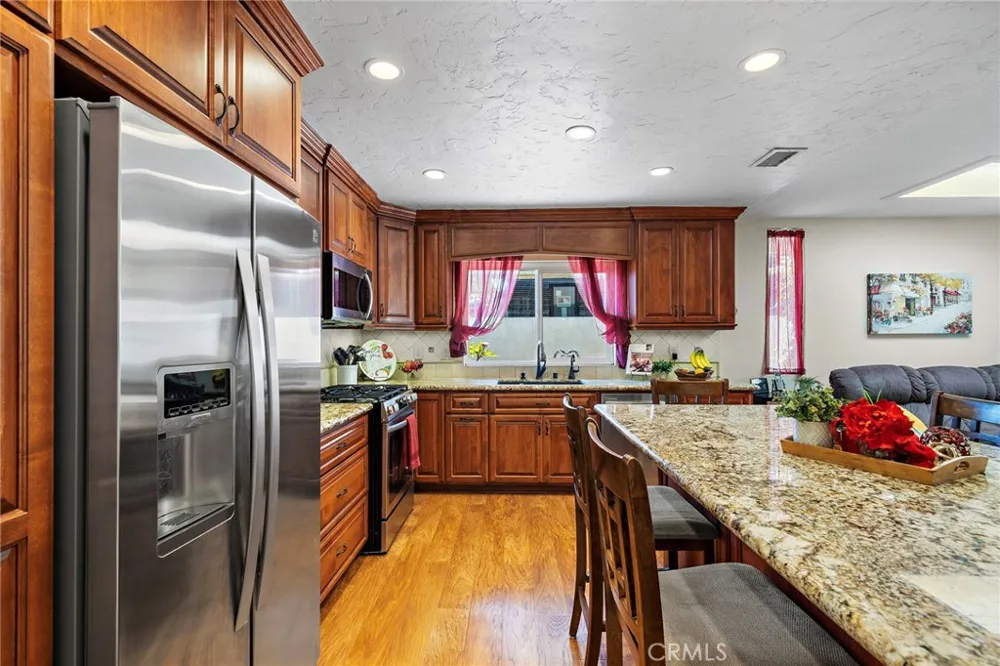 17527 Briarwood Street Fountain Valley, CA 92708