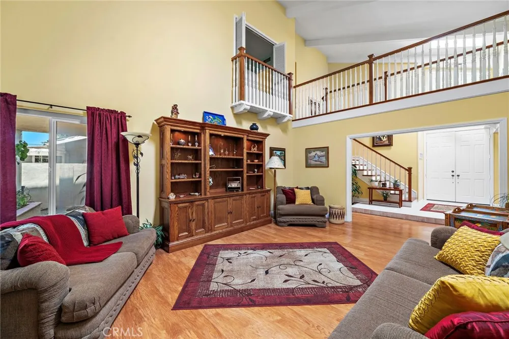 17527 Briarwood Street Fountain Valley, CA 92708