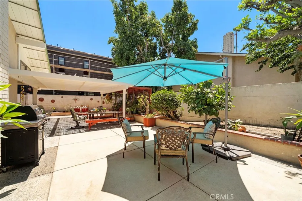 17527 Briarwood Street Fountain Valley, CA 92708