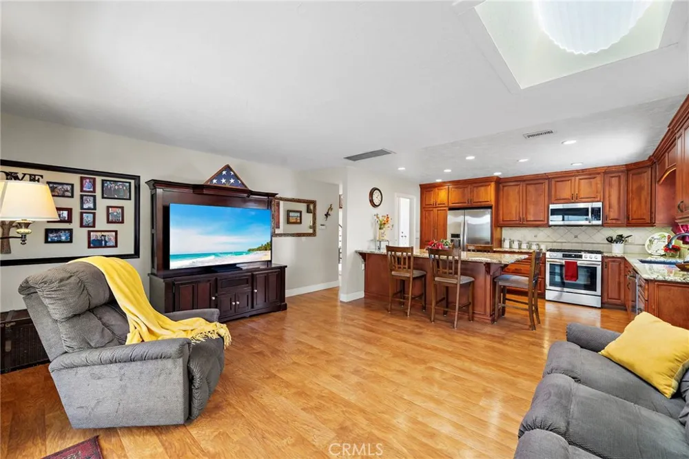 17527 Briarwood Street Fountain Valley, CA 92708