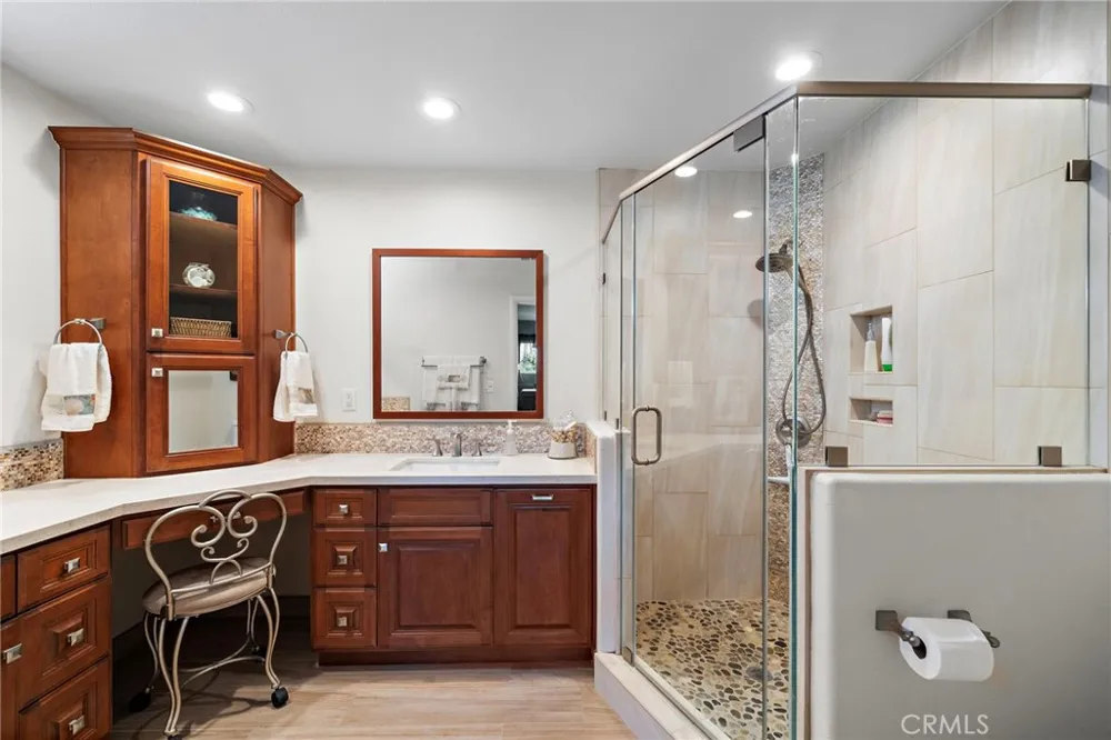 17527 Briarwood Street Fountain Valley, CA 92708