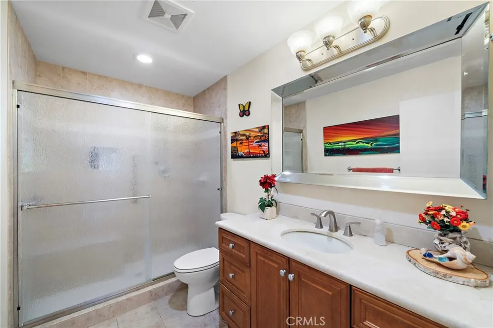 17527 Briarwood Street Fountain Valley, CA 92708