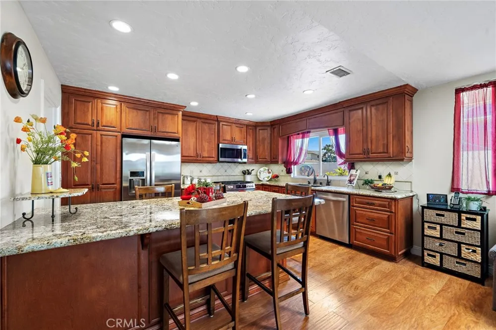17527 Briarwood Street Fountain Valley, CA 92708