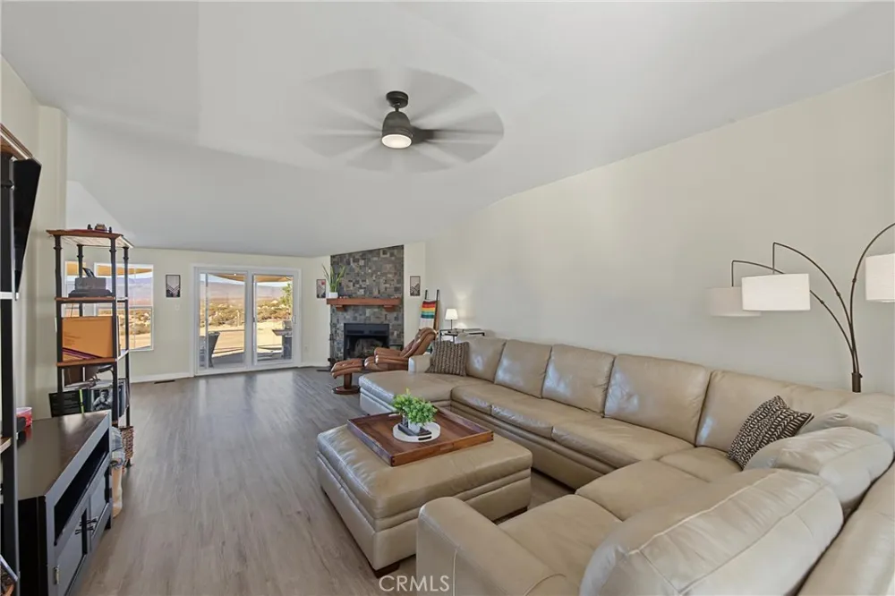 43850 Cowboy Country Trail Aguanga, CA 92536