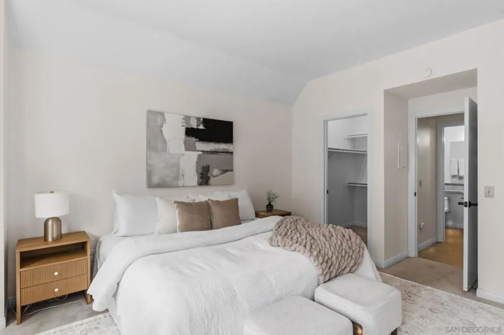 2150 Camino De La Reina #216 San Diego, CA 92108