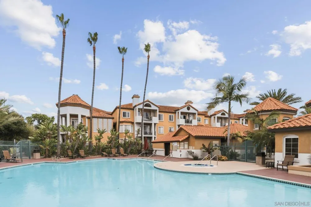 2150 Camino De La Reina #216 San Diego, CA 92108
