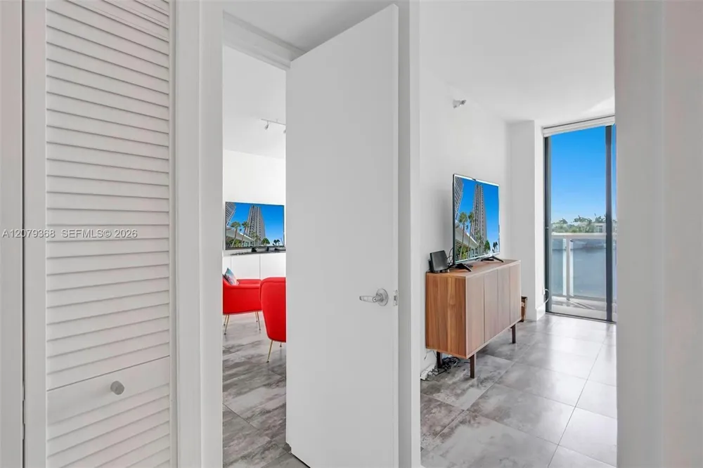 20515 E Country Club Dr #346 Aventura, FL 33180
