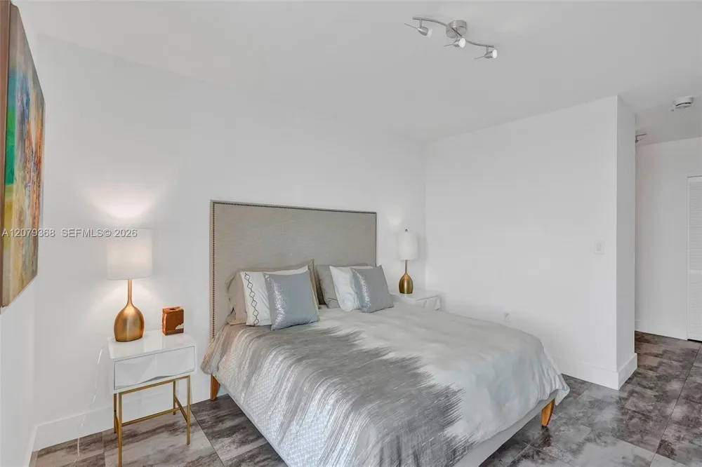 20515 E Country Club Dr #346 Aventura, FL 33180
