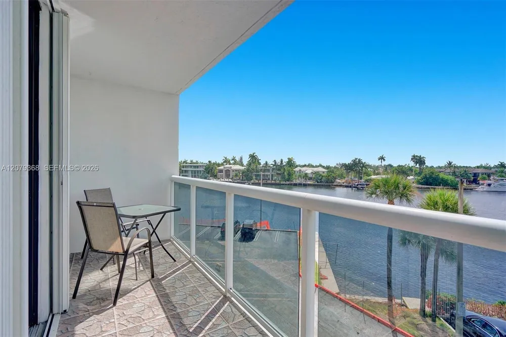 20515 E Country Club Dr #346 Aventura, FL 33180