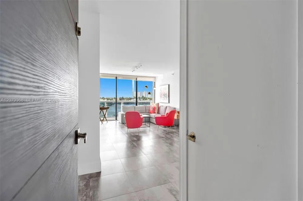 20515 E Country Club Dr #346 Aventura, FL 33180