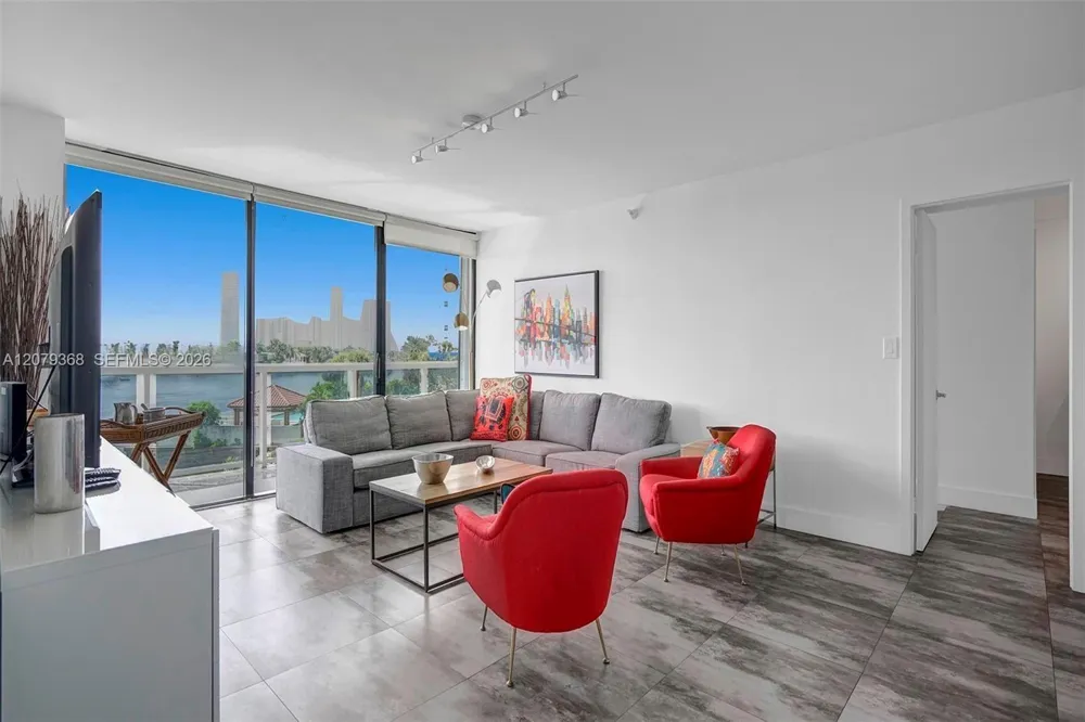 20515 E Country Club Dr #346 Aventura, FL 33180