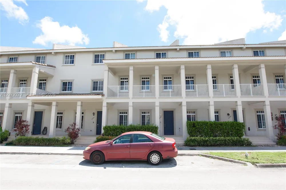 27533 SW 139th Psge Homestead, FL 33032