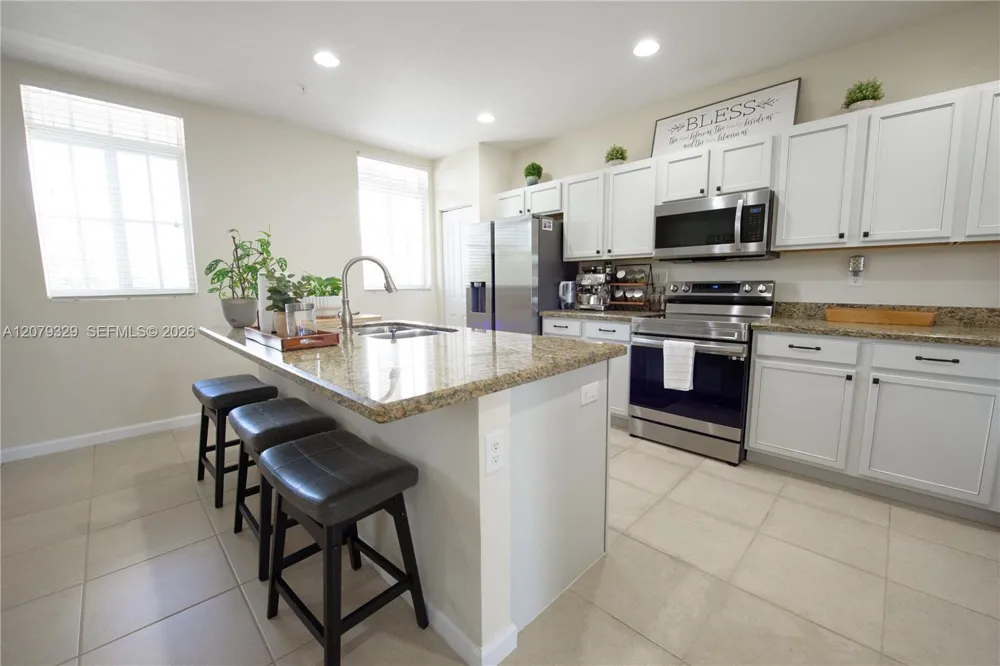 27533 SW 139th Psge Homestead, FL 33032