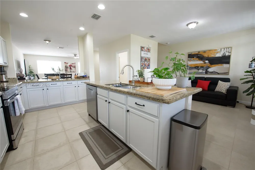 27533 SW 139th Psge Homestead, FL 33032