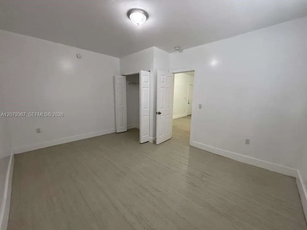 1051 NW 2nd St #8 Miami, FL 33128