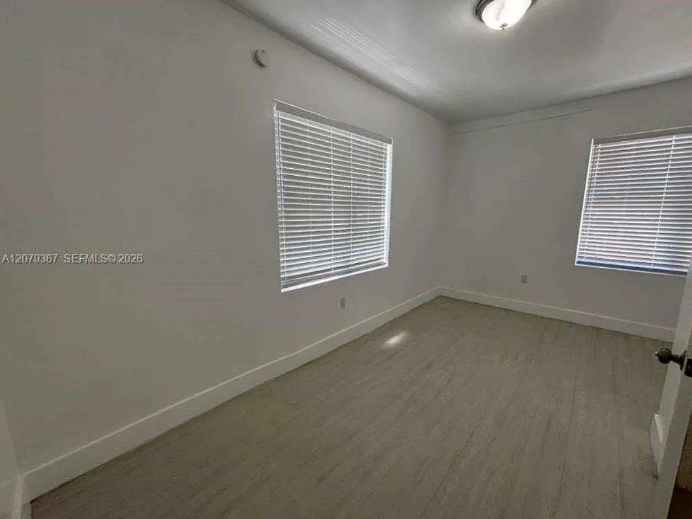 1051 NW 2nd St #8 Miami, FL 33128