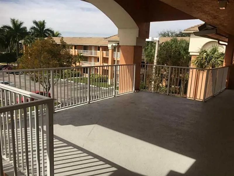6900 SW 39TH STREET #311K Davie, FL 33314