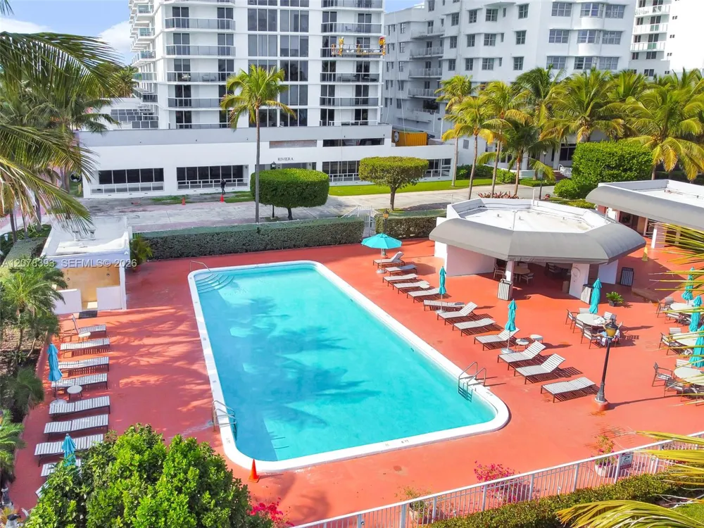 2401 Collins Ave #1711 Miami Beach, FL 33140