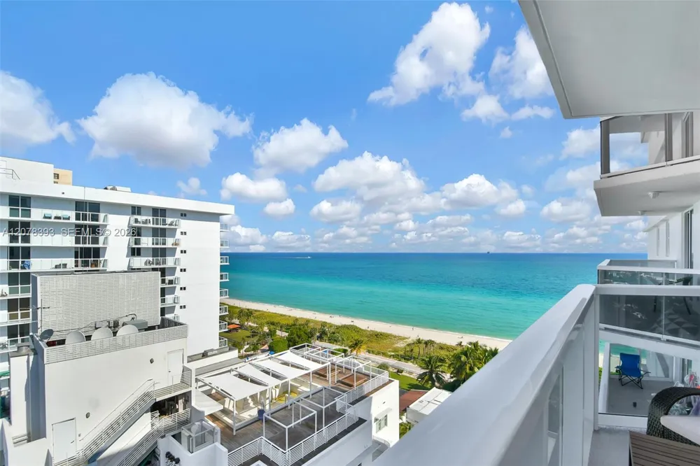 2401 Collins Ave #1711 Miami Beach, FL 33140