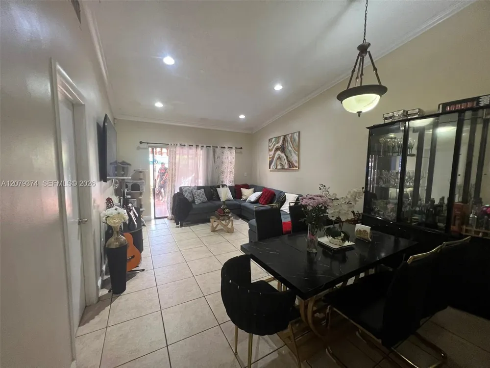 6028 SW 147th Pl Miami, FL 33193
