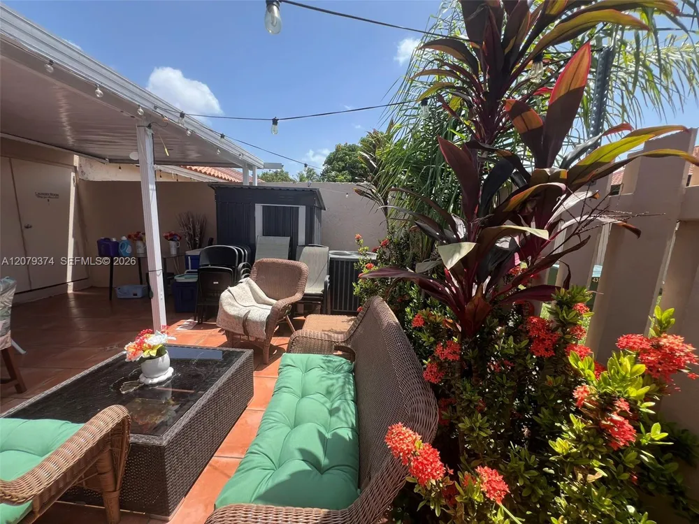 6028 SW 147th Pl Miami, FL 33193