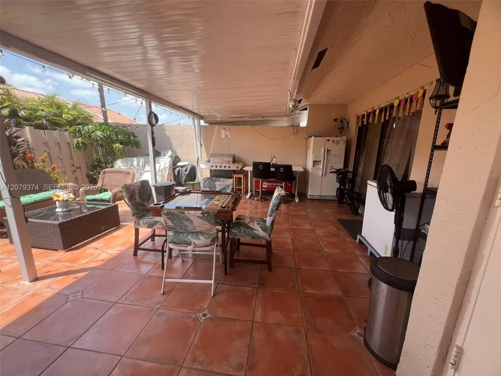 6028 SW 147th Pl Miami, FL 33193